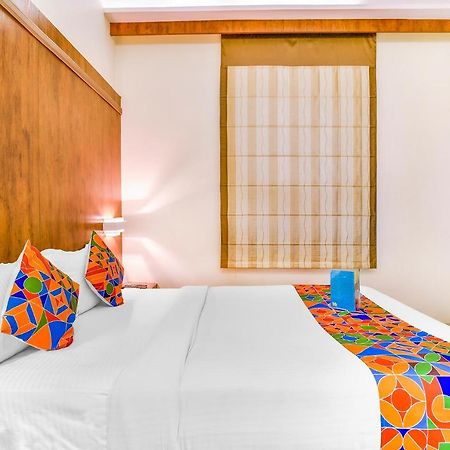 Fabhotel Arastu Nampally Hyderabad Eksteriør bilde